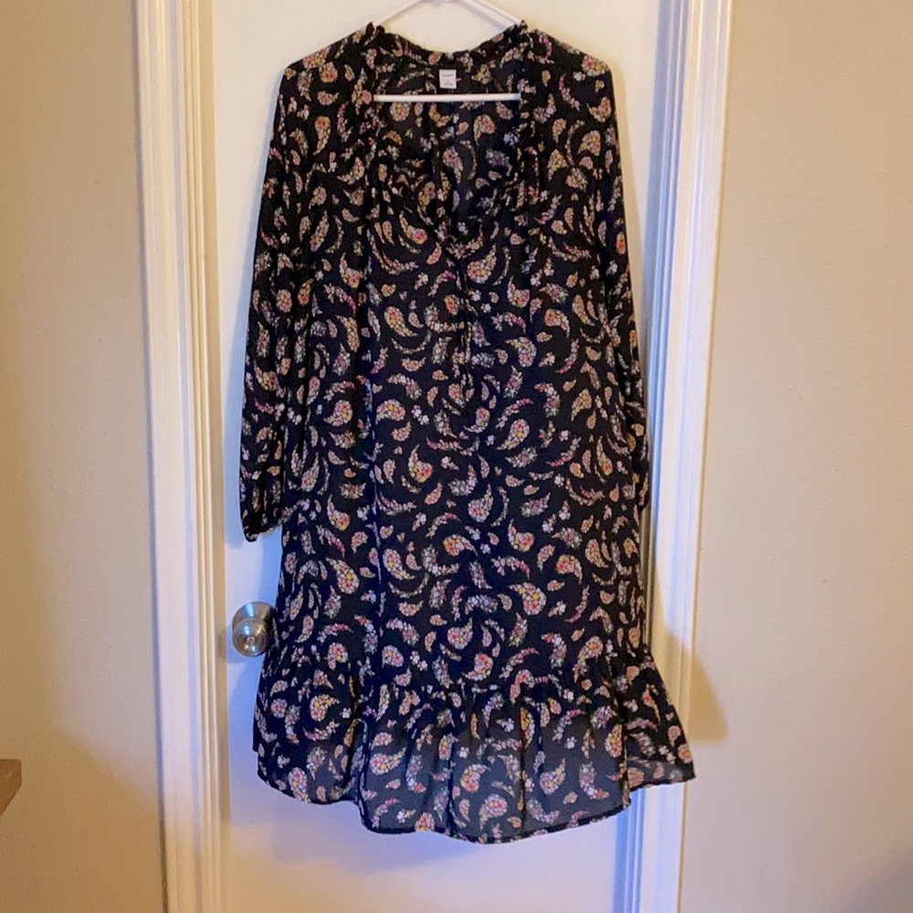 Ruffle bottom long sleeved dress